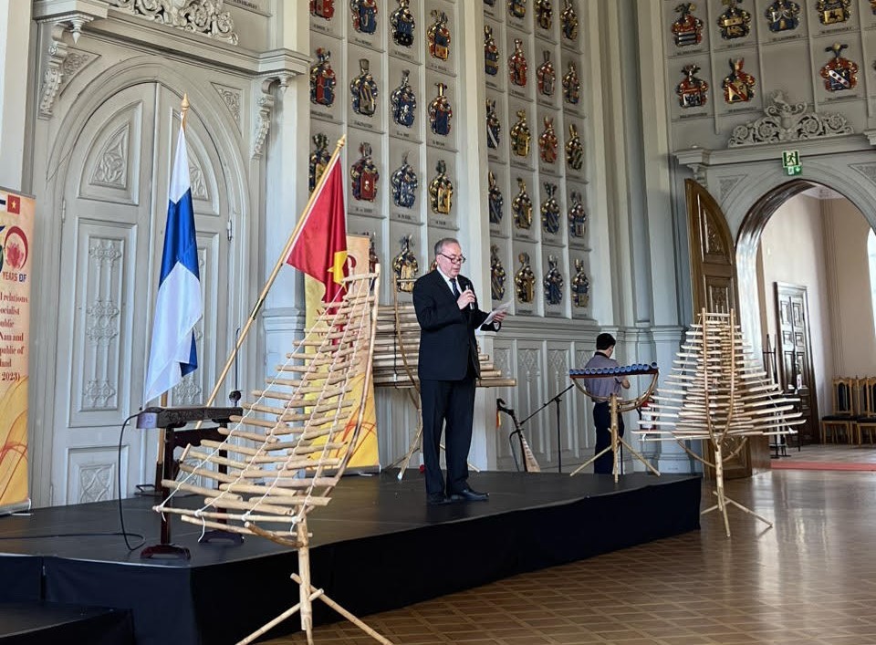 Đại sứ quán Việt Nam tại Phần Lan long trọng tổ chức Lễ kỷ niệm 78 năm Quốc khánh và 50 năm quan hệ ngoại giao Việt Nam-Phần Lan Đại sứ quán Việt Nam tại Phần Lan long trọng tổ chức Lễ kỷ niệm 78 năm Quốc khánh và 50 năm quan hệ ngoại giao Việt Nam-Phần Lan