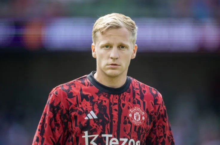 Theo truyền thông Pháp, MU chốt thỏa thuận để tiền vệ Donny van de beek đến CLB Lorient. (Nguồn: Getty Images) Theo truyền thông Pháp, MU chốt thỏa thuận để tiền vệ Donny van de beek đến CLB Lorient. (Nguồn: Getty Images)
