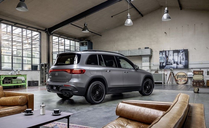 Cận cảnh SUV thuần điện Mercedes-Benz EQB 2024 sắp bán tại Việt Nam