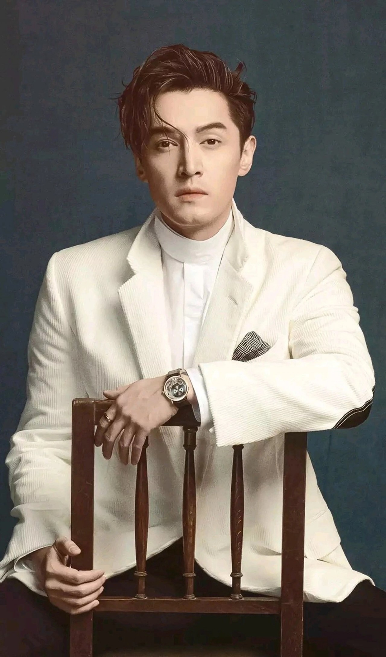 Nam diễn viên đình đám Cbiz Hồ Ca lộ hình ảnh xuống sắc bất thường