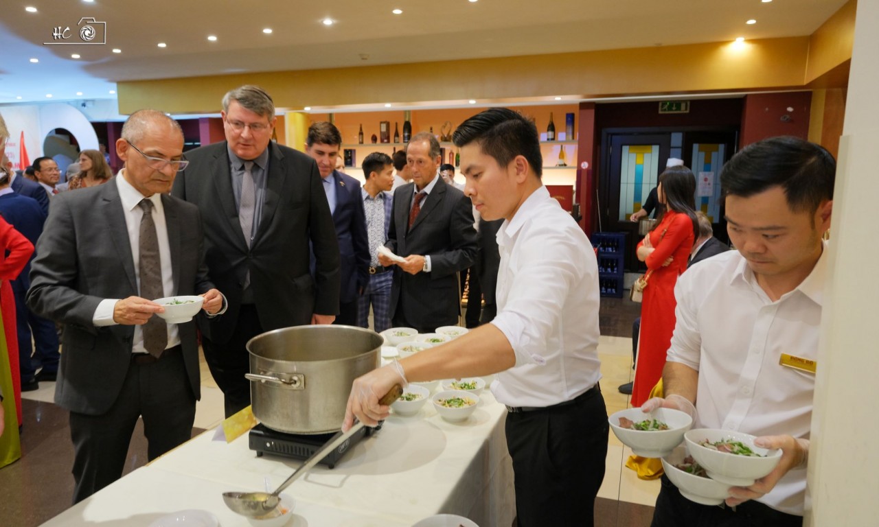 Long trọng Lễ kỷ niệm Quốc khánh Việt Nam tại CH Czech Long trọng Lễ kỷ niệm Quốc khánh Việt Nam tại CH Czech