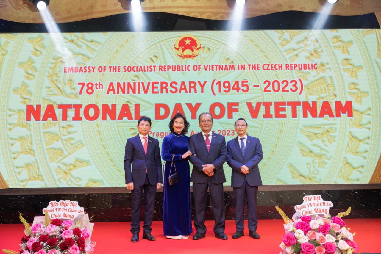 Long trọng Lễ kỷ niệm Quốc khánh Việt Nam tại CH Czech Long trọng Lễ kỷ niệm Quốc khánh Việt Nam tại CH Czech