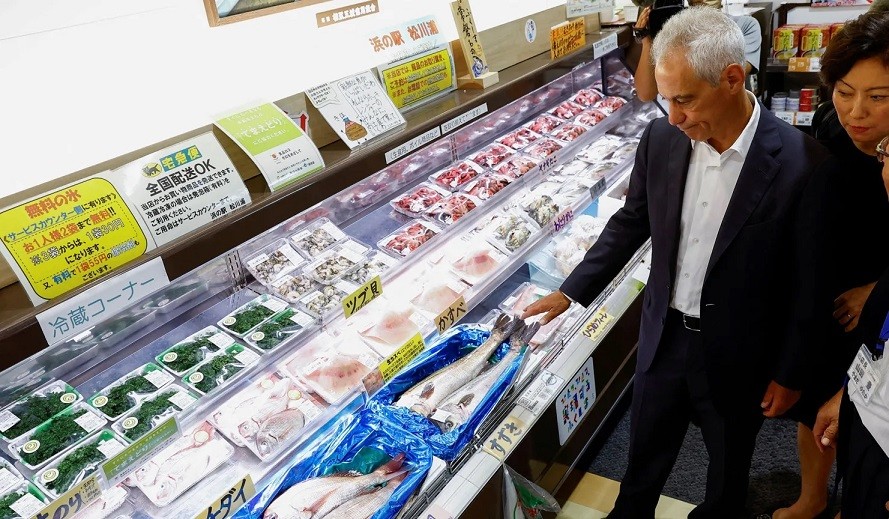 Ảnh ấn tượng (28/8-3/9): Đề cập Thế chiến II, ông Putin nói Nga ‘bất khả chiến bại’, tên lửa ở thủ đô Ukraine, Mỹ ủng hộ một quyết định của Nhật