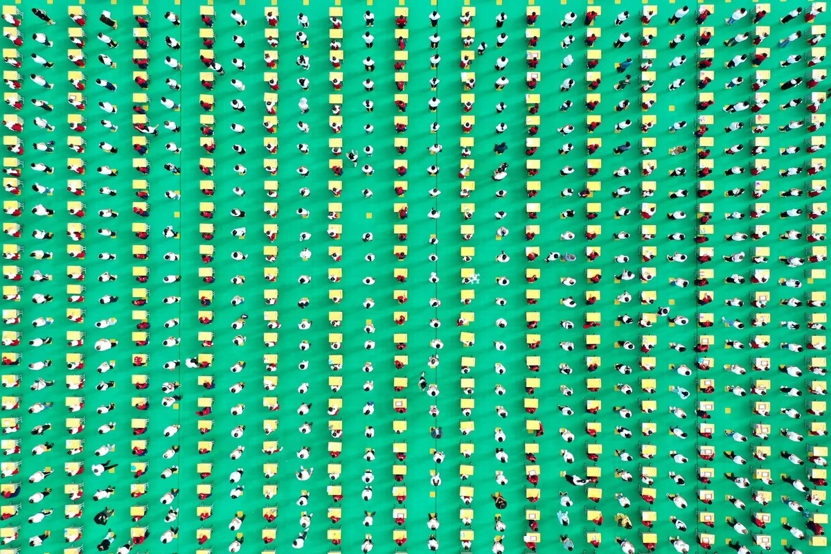 Ảnh ấn tượng (28/8-3/9): Đề cập Thế chiến II, ông Putin nói Nga ‘bất khả chiến bại’, tên lửa ở thủ đô Ukraine, Mỹ ủng hộ một quyết định của Nhật