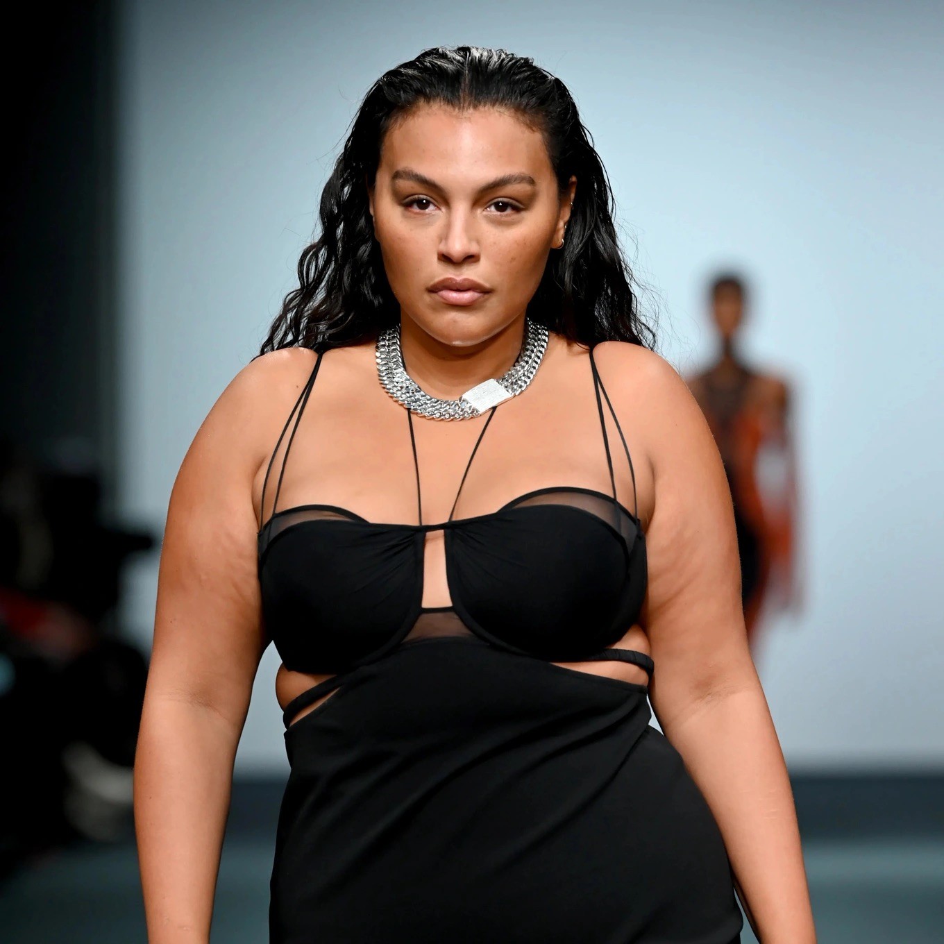 10 người mẫu ngoại cỡ được các nhà mốt nổi tiếng thế giới săn đón