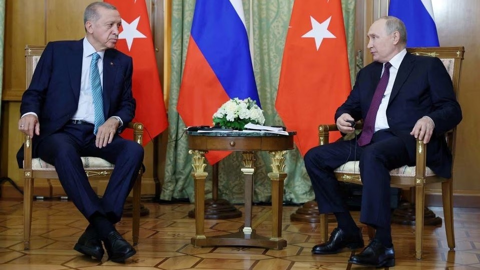 tong thong putin nga san sang khoi phuc thoa thuan ngu coc bien den ngay khi