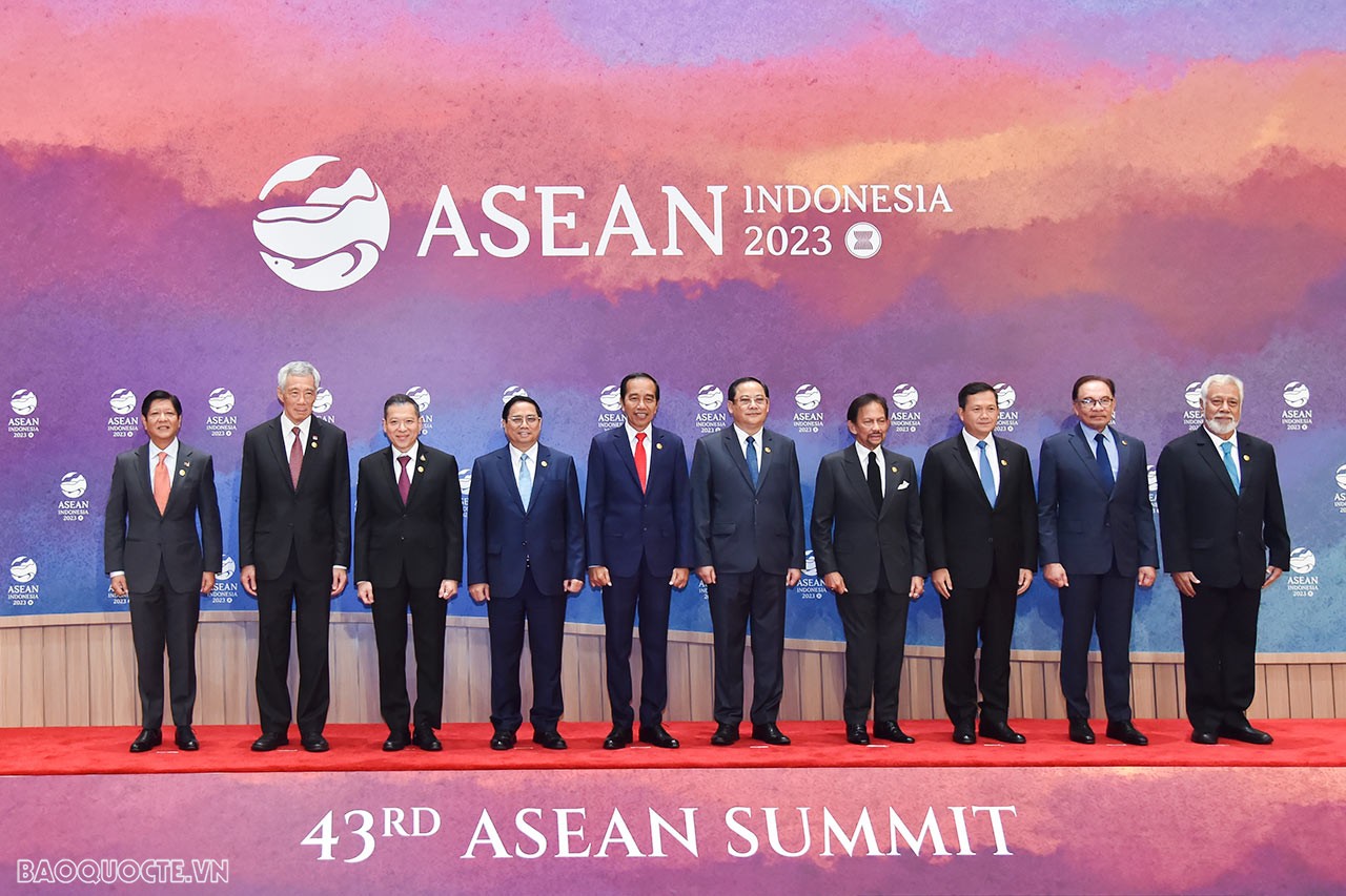 Ngày làm việc thứ hai của Thủ tướng Phạm Minh Chính tại Hội nghị cấp cao ASEAN-43 Ngày làm việc thứ hai của Thủ tướng Phạm Minh Chính tại Hội nghị cấp cao ASEAN-43