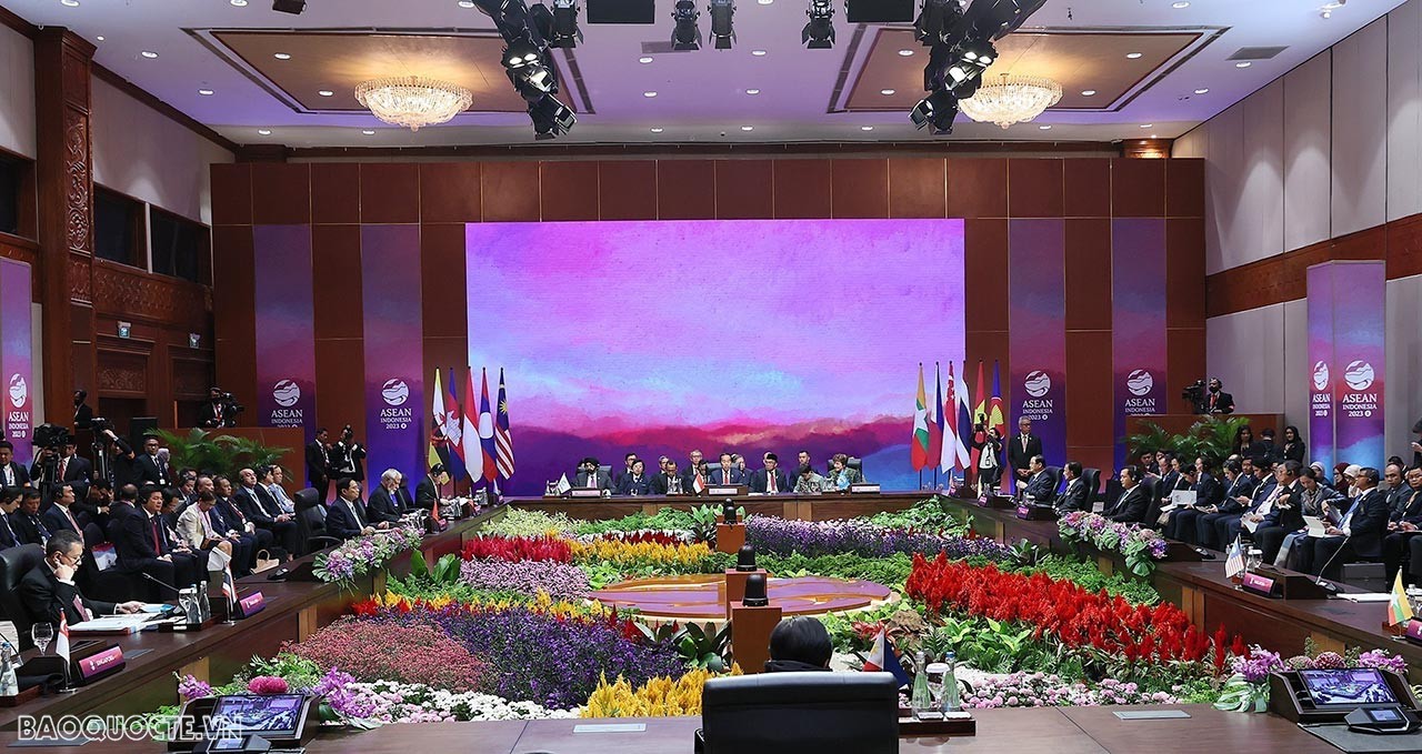 Ngày làm việc thứ hai của Thủ tướng Phạm Minh Chính tại Hội nghị cấp cao ASEAN-43 Ngày làm việc thứ hai của Thủ tướng Phạm Minh Chính tại Hội nghị cấp cao ASEAN-43