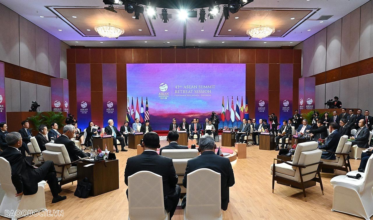 Ngày làm việc thứ hai của Thủ tướng Phạm Minh Chính tại Hội nghị cấp cao ASEAN-43 Ngày làm việc thứ hai của Thủ tướng Phạm Minh Chính tại Hội nghị cấp cao ASEAN-43