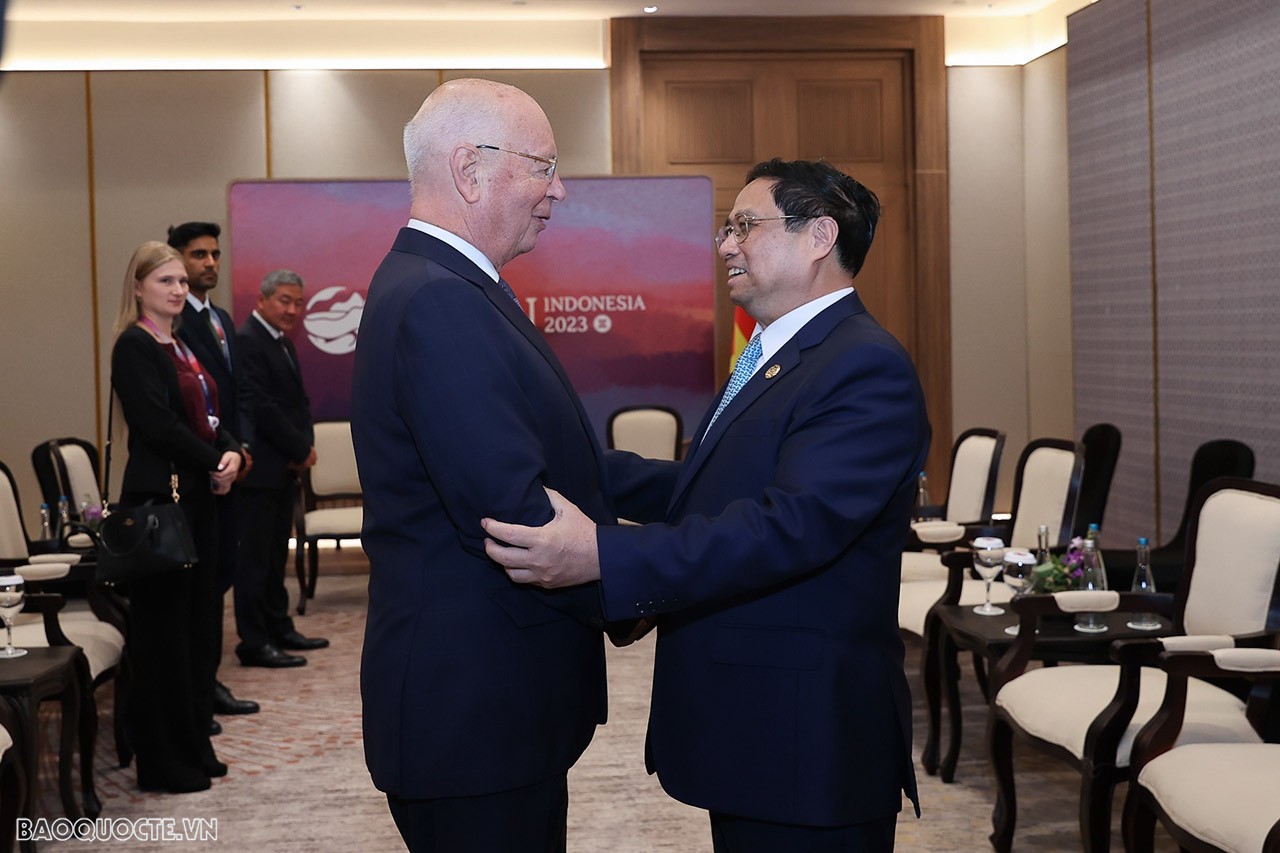 ASEAN-43: Thủ tướng Phạm Minh Chính tiếp Chủ tịch Diễn đàn Kinh tế thế giới (WEF) Klaus Schwab ASEAN-43: Thủ tướng Phạm Minh Chính tiếp Chủ tịch Diễn đàn Kinh tế thế giới (WEF) Klaus Schwab