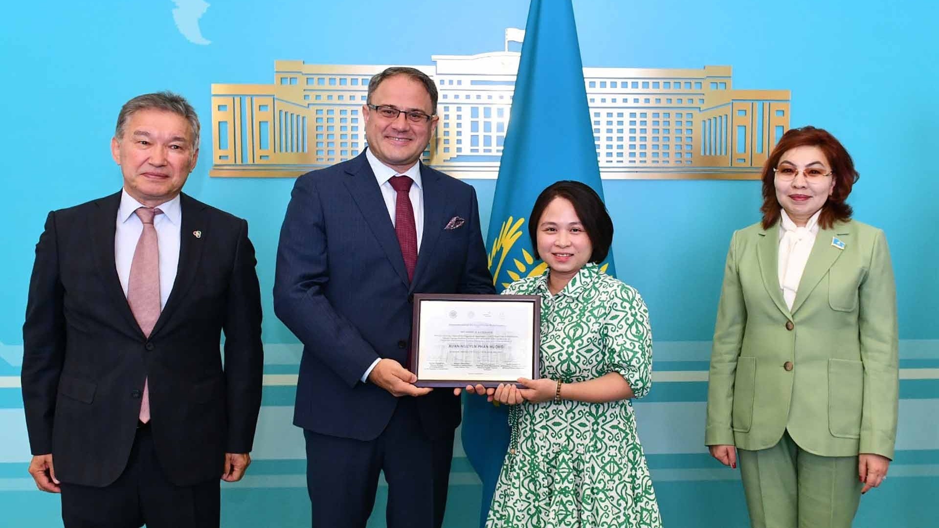 Phóng viên Việt Nam đoạt giải cuộc thi ‘Kazakhstan qua con mắt của truyền thông nước ngoài’ lần thứ 8