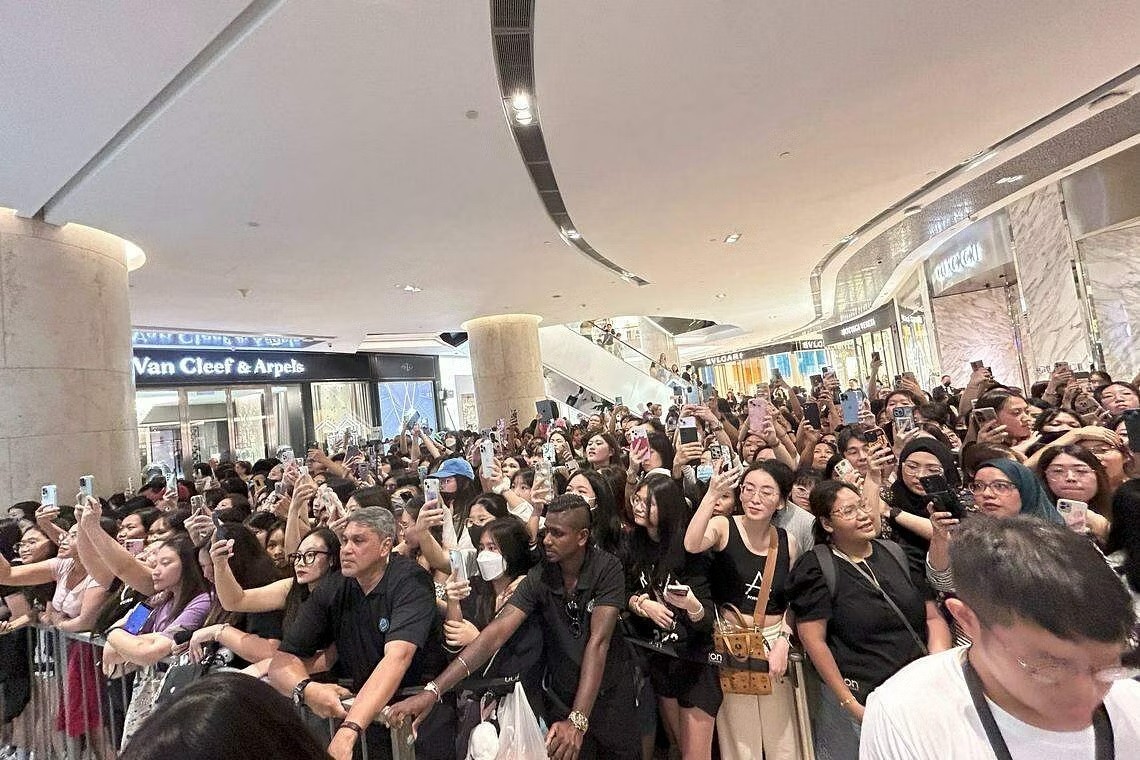 Song Hye Kyo ngọt ngào, đáng yêu dự sự kiện thương hiệu trang sức cao cấp