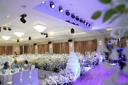 Sắc tím thủy chung nơi hôn trường Sao Mai Center Sắc tím thủy chung nơi hôn trường Sao Mai Center