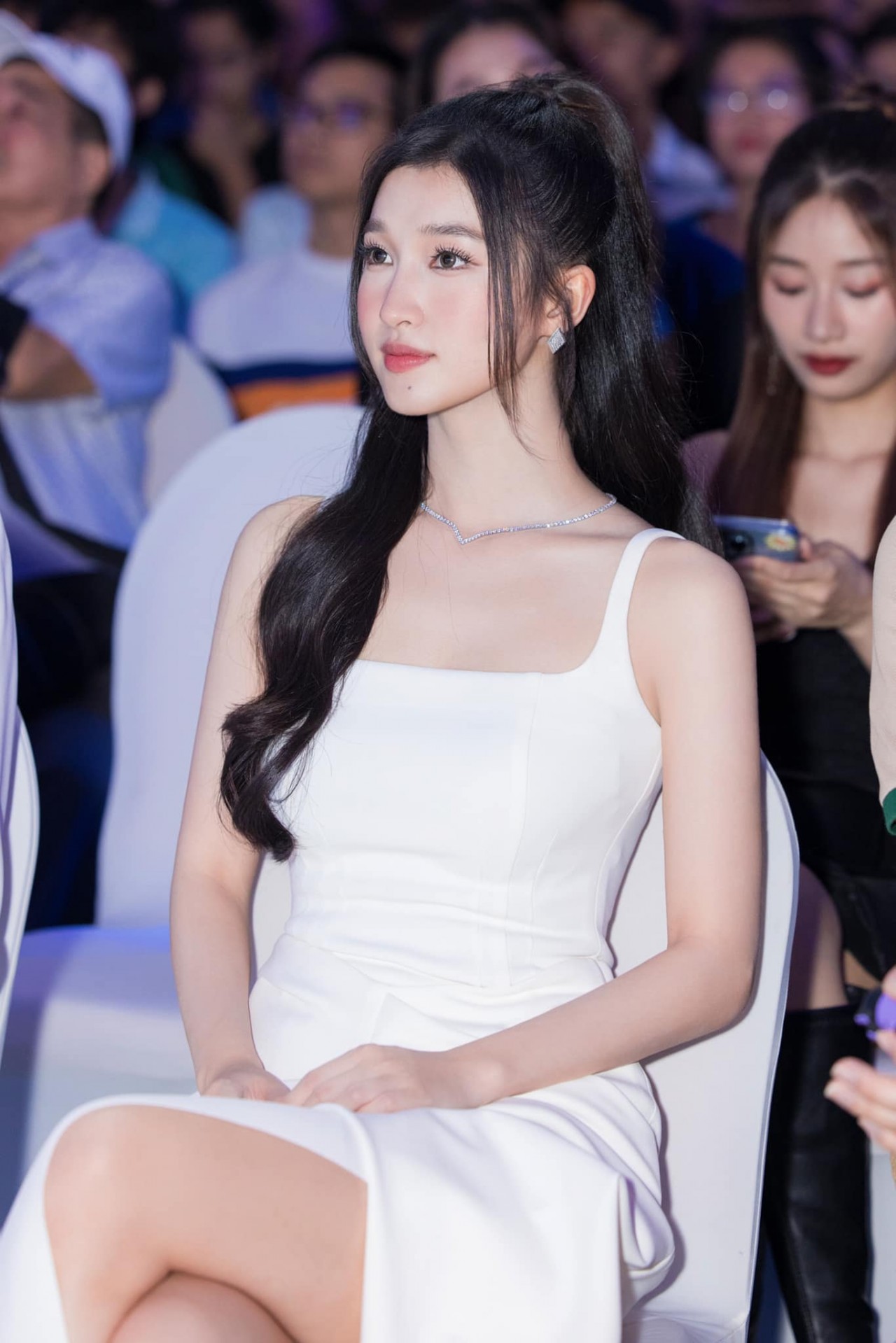 Á hậu Nguyễn Phương Nhi