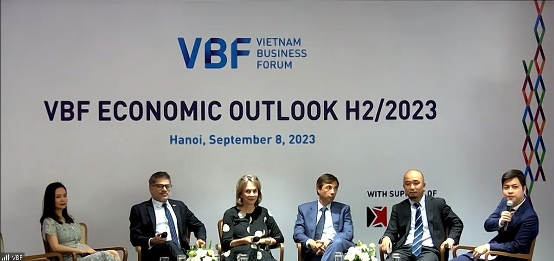 Triển vọng kinh tế Việt Nam: Khắc phục khó khăn, vượt qua trở ngại. (Ảnh: HA) Triển vọng kinh tế Việt Nam: Khắc phục khó khăn, vượt qua trở ngại. (Ảnh: HA)