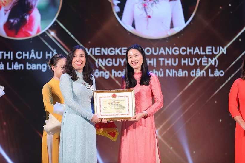 Bộ trưởng Ngoại giao Bùi Thanh Sơn: Việc giữ gìn và phát huy tiếng Việt là nhiệm vụ quan trọng, có ý nghĩa thực tiễn, giá trị khoa học và nhân văn sâu Bộ trưởng Ngoại giao Bùi Thanh Sơn: Việc giữ gìn và phát huy tiếng Việt là nhiệm vụ quan trọng, có ý nghĩa thực tiễn, giá trị khoa học và nhân văn sâu