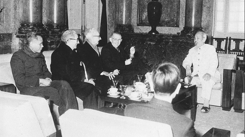 bac ho va cuoc gap go dac biet cach day hon nua the ky