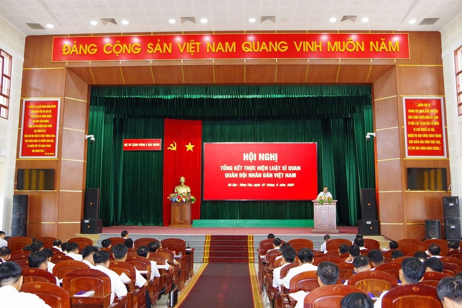 Đề nghị thực hiện bảng lương mới; đưa phụ cấp nhà ở vào bảng lương sĩ quan Đề nghị thực hiện bảng lương mới; đưa phụ cấp nhà ở vào bảng lương sĩ quan