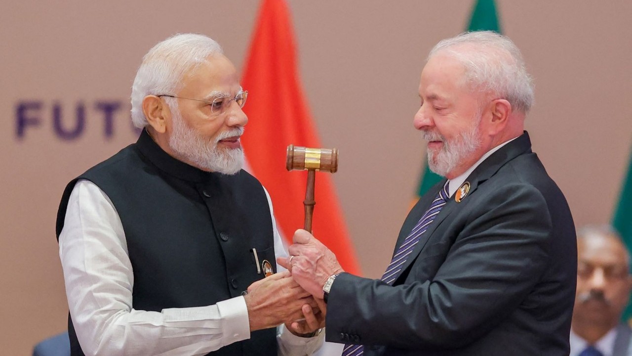 diem tin the gioi sang 119 trung quoc phong ve tinh vien tham moi lanh dao ngamali dien dam canada hoan dam phan thuong mai voi an do