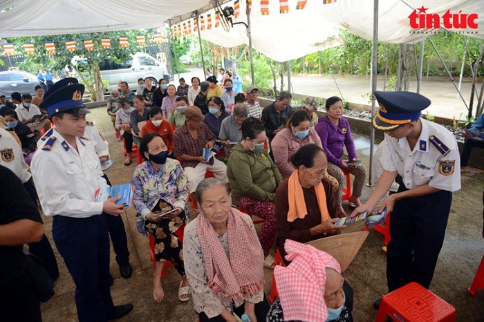 Cảnh sát biển tuyên truyền về bảo vệ chủ quyền biển đảo Cảnh sát biển tuyên truyền về bảo vệ chủ quyền biển đảo