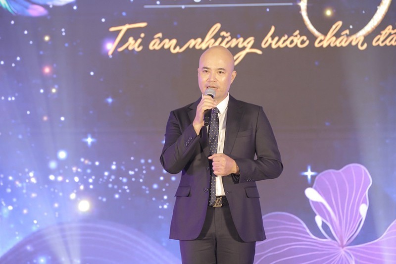 Ông Bùi Ngọc Sơn – Chủ tịch HĐQT EVER VIỆT NAM. Ông Bùi Ngọc Sơn – Chủ tịch HĐQT EVER VIỆT NAM.