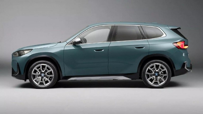Cận cảnh xe điện BMW iX1 eDrive20 vừa ra mắt, giá 1,23 tỷ đồng