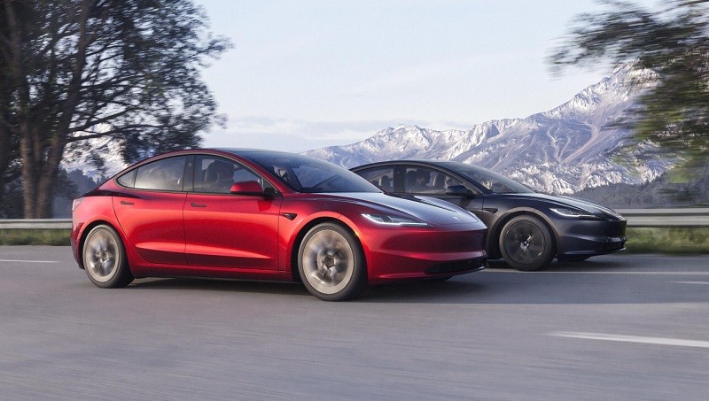 Cận cảnh xe điện Tesla Model 3 2024, phạm vi hoạt động tối đa 677 km