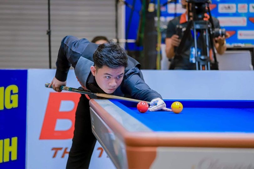 Con đường học vấn và hành trình đến ngôi vô địch billiard thế giới của Bao Phương Vinh Con đường học vấn và hành trình đến ngôi vô địch billiard thế giới của Bao Phương Vinh