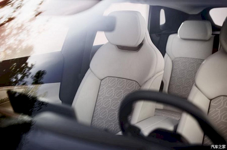 Cận cảnh Lynk & Co 08 2024 sắp bán tại Việt Nam, giá từ 671 triệu đồng