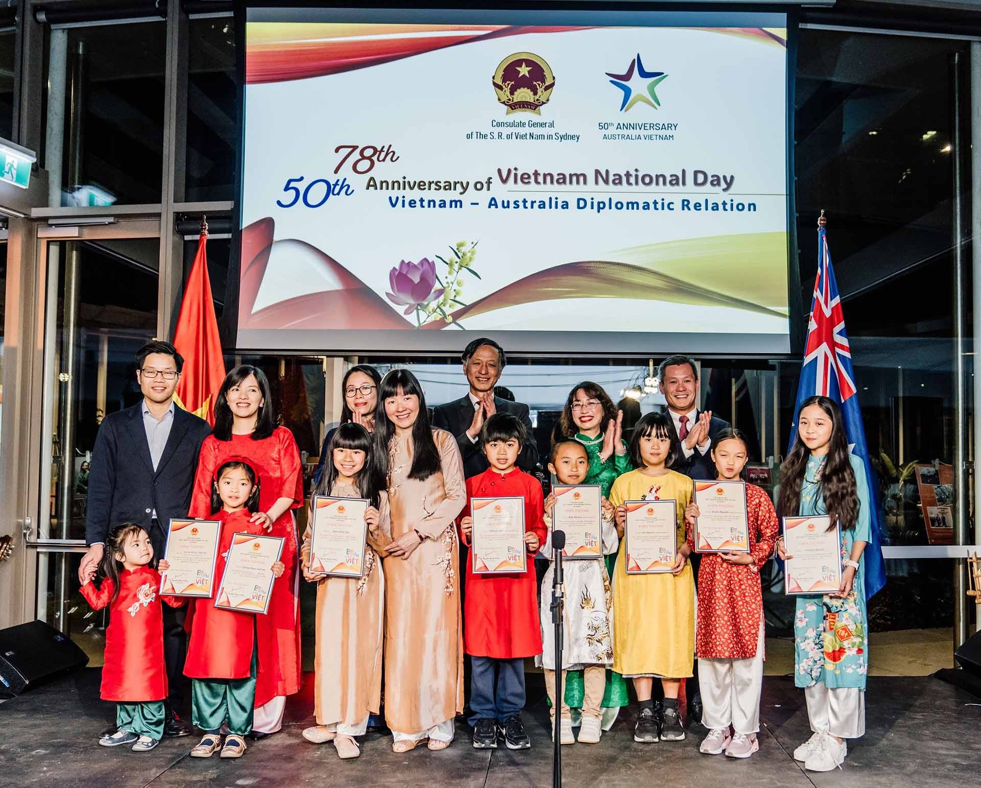 Củng cố nền tảng cho quan hệ vững mạnh hơn Củng cố nền tảng cho quan hệ vững mạnh hơn