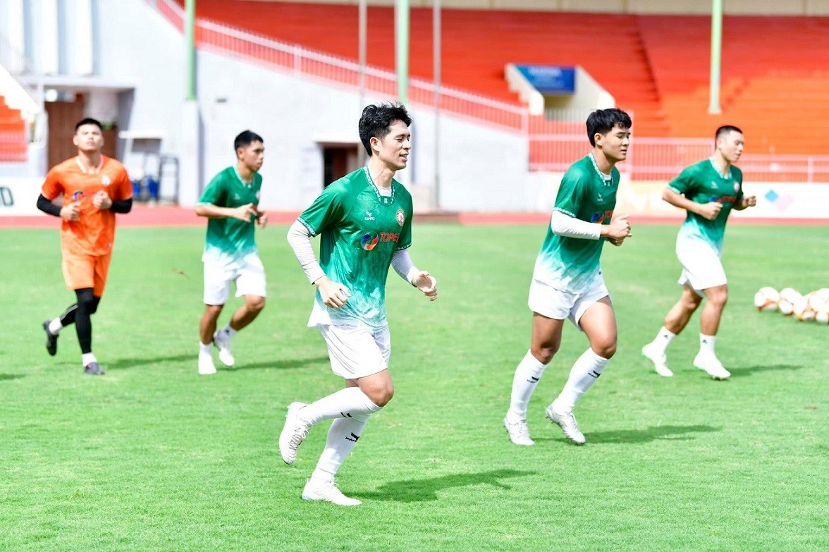 Đình Trọng báo tin trở lại công việc trên Facebook cá nhân. (Nguồn: FBCN)