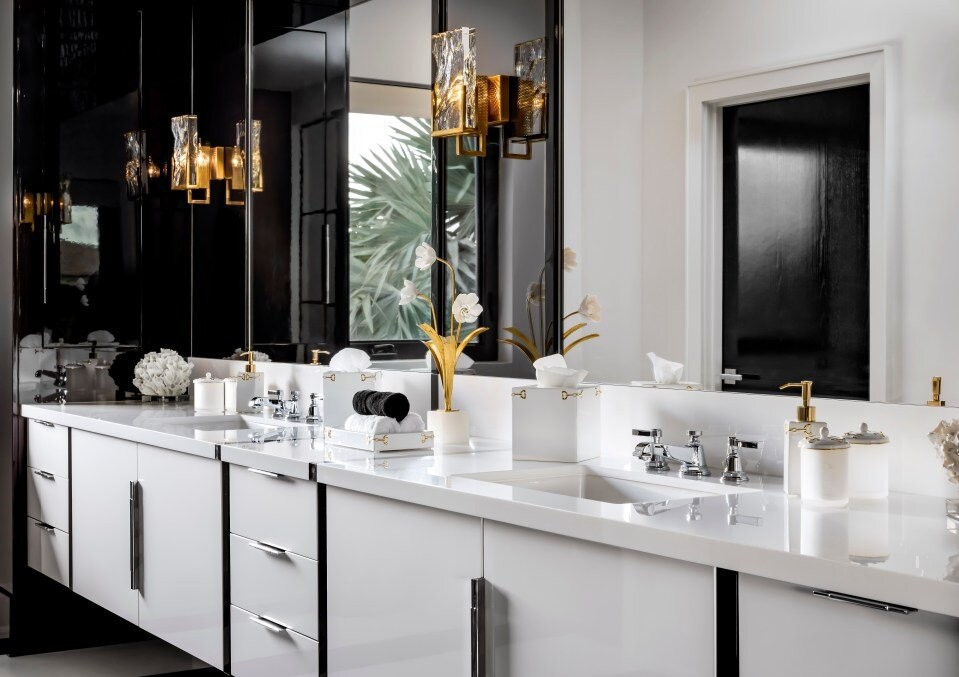 Nội thất đẳng cấp trong nhà tắm.