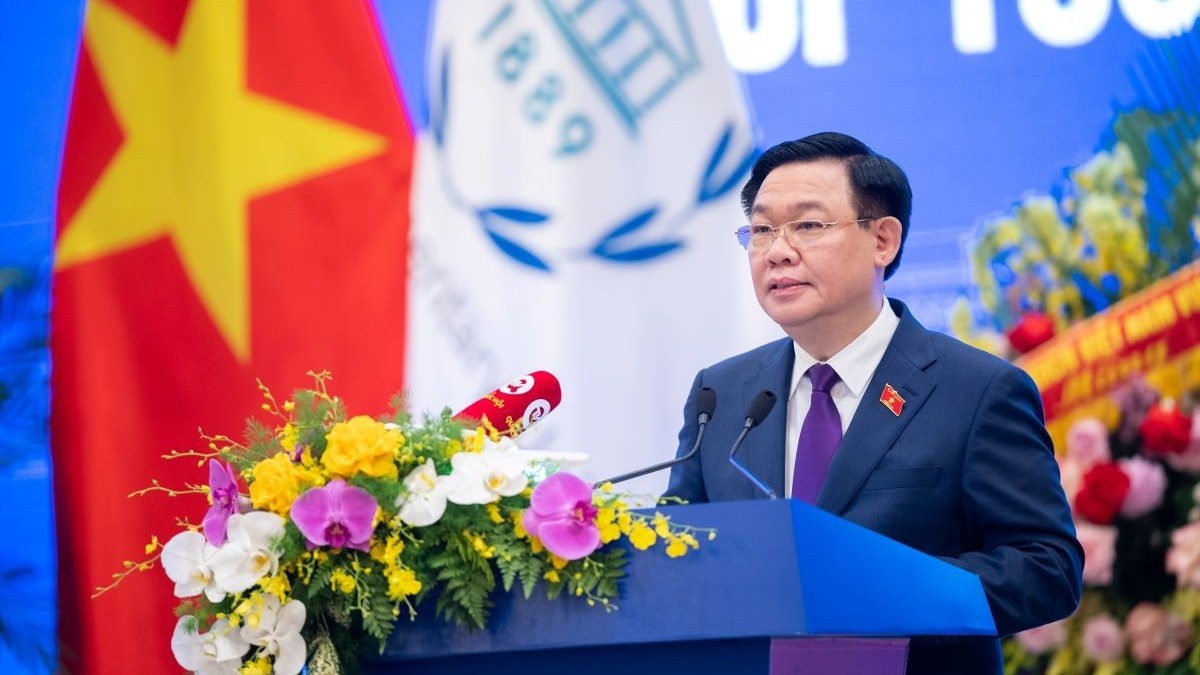 chu tich quoc hoi vuong dinh hue ket qua hoi nghi khang dinh vai tro nghi si tre trong no luc chung toan cau