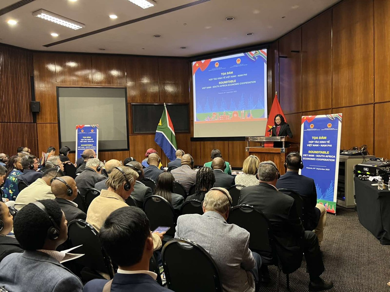 Ngày Việt Nam ở Nam Phi ấn tượng với chuỗi hoạt động quảng bá ý nghĩa Ngày Việt Nam ở Nam Phi ấn tượng với chuỗi hoạt động quảng bá ý nghĩa