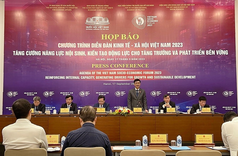 Diễn đàn Kinh tế - Xã hội Việt Nam 2023 Diễn đàn Kinh tế - Xã hội Việt Nam 2023