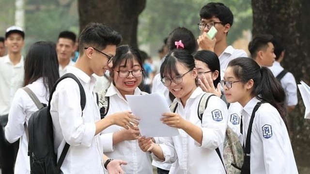 Đề xuất tăng học phí đại học, giữ nguyên học phí phổ thông Đề xuất tăng học phí đại học, giữ nguyên học phí phổ thông