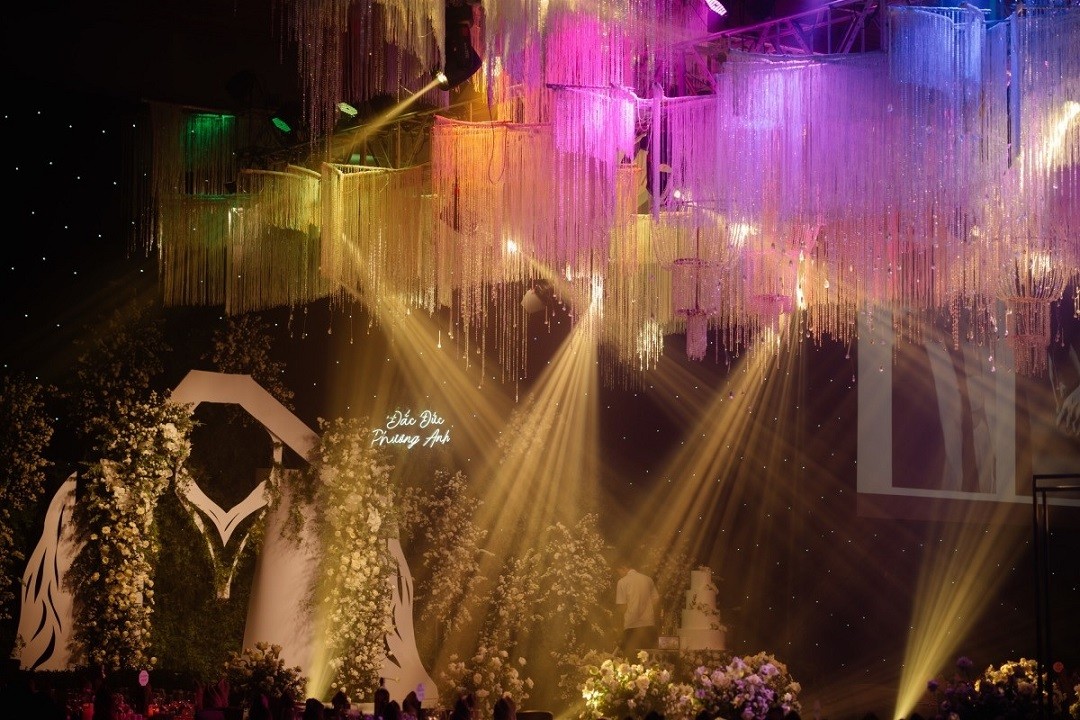 hoa tươi đám cưới Á hậu Phương Anh