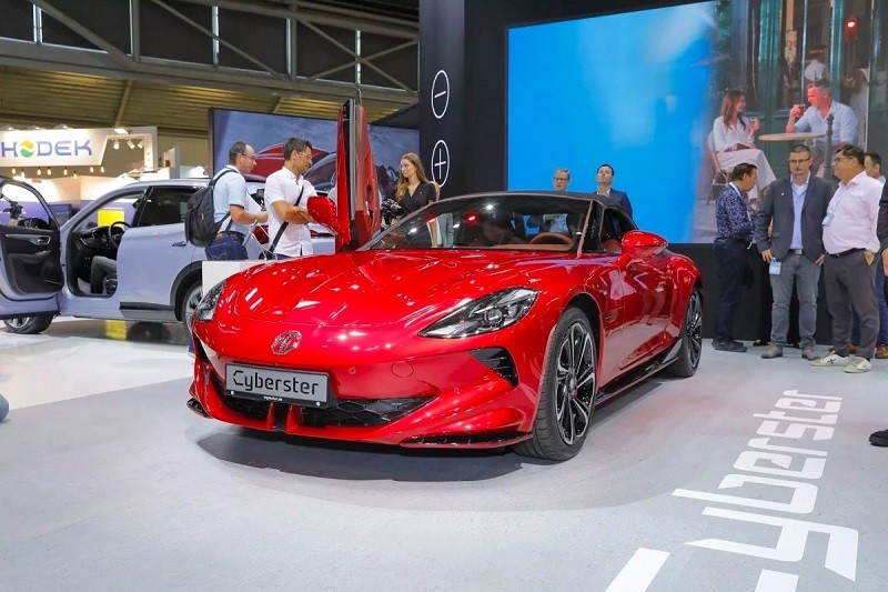 Lộ diện hình ảnh MG Cyberster 2024 tại Việt Nam Lộ diện hình ảnh MG Cyberster 2024 tại Việt Nam