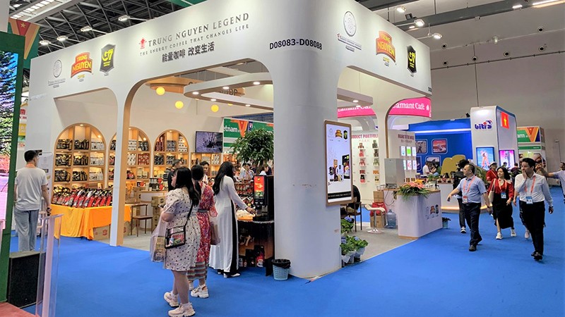 Trung Nguyên Legend: Đại diện duy nhất của Việt Nam đạt giải ‘Cống hiến’ tại Triển lãm CAEXPO 2023 Trung Nguyên Legend: Đại diện duy nhất của Việt Nam đạt giải ‘Cống hiến’ tại Triển lãm CAEXPO 2023