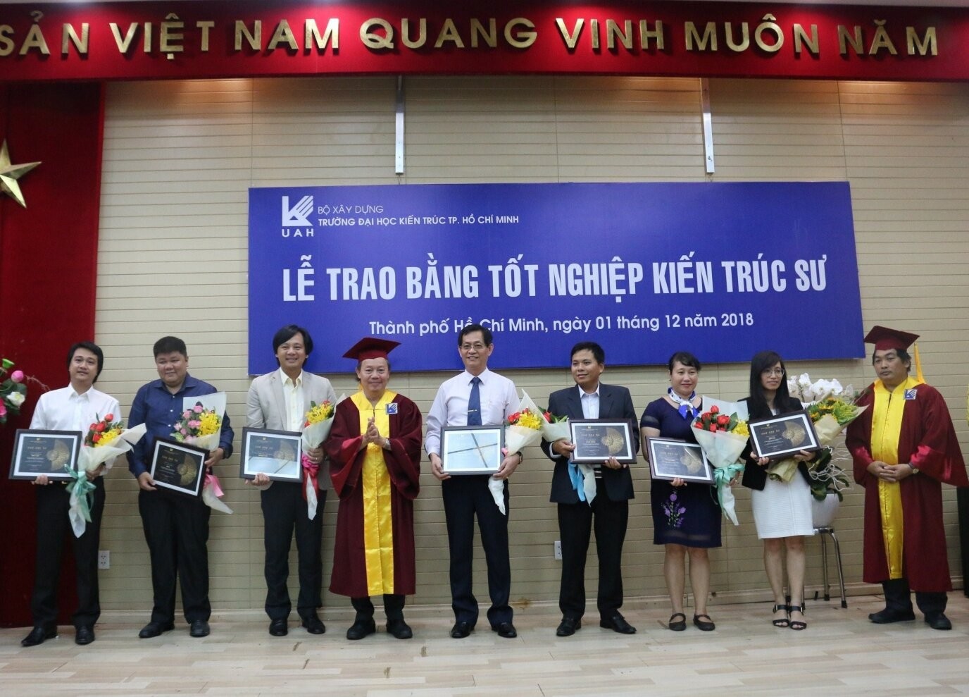 Sẵn sàng cho hành trình thoát kén để vươn xa
