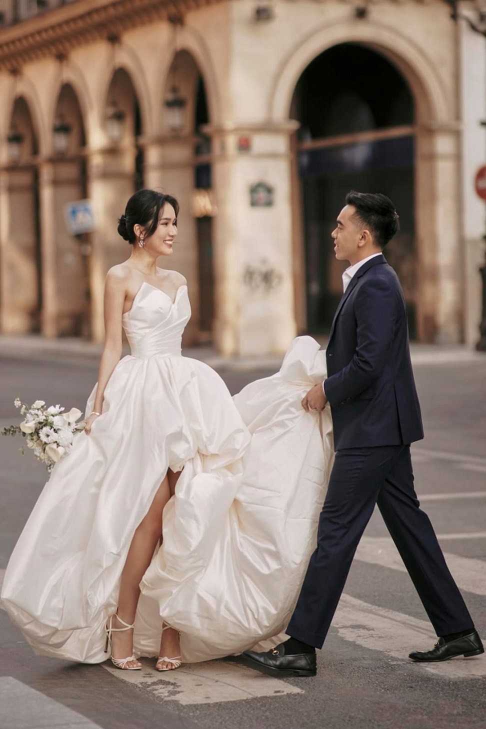 Á hậu Phương Anh chụp ảnh cưới ở Paris và chuyện hẹn hò lãng mạn bên chồng doanh nhân