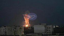 UAV ồ ạt tấn công Crimea với cường độ chưa từng thấy, tiếng nổ vang trên khắp bán đảo