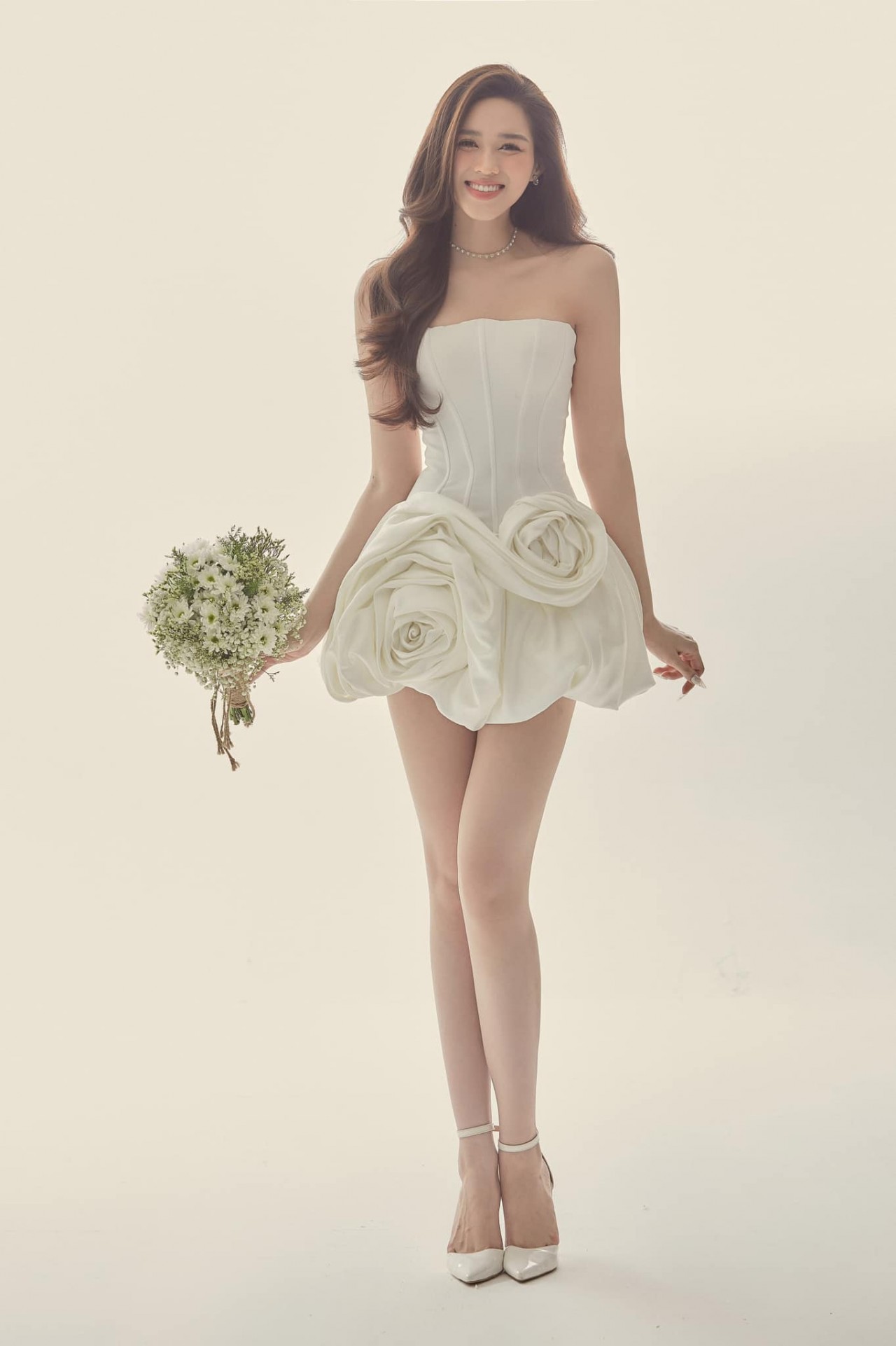 Hoa hậu Đỗ Thị Hà