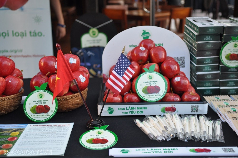 (09.22) Táo Mỹ...