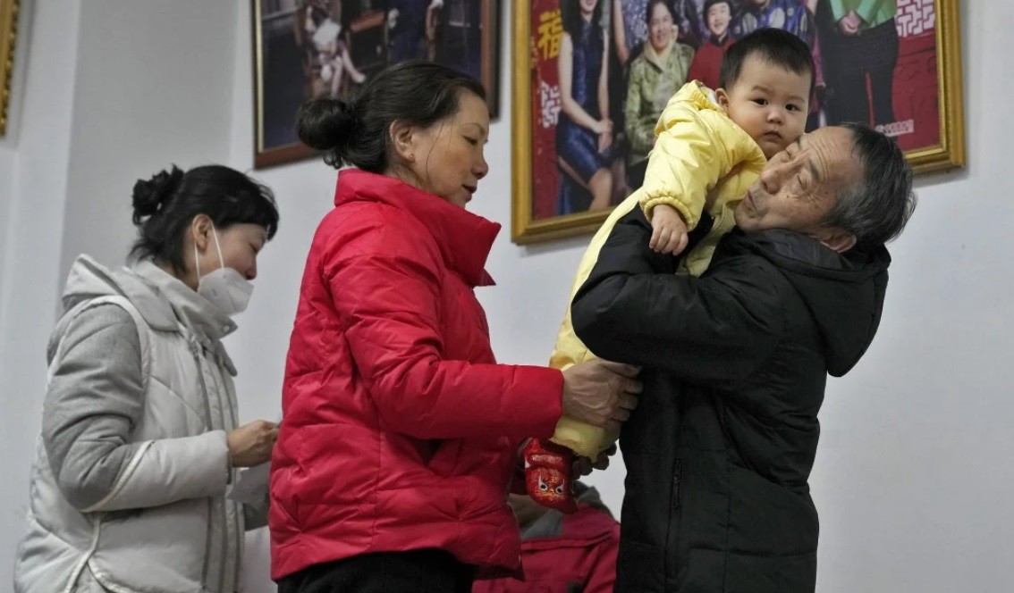 Điều gì đang xảy ra với tầng lớp trung lưu Trung Quốc? Điều gì đang xảy ra với tầng lớp trung lưu Trung Quốc?