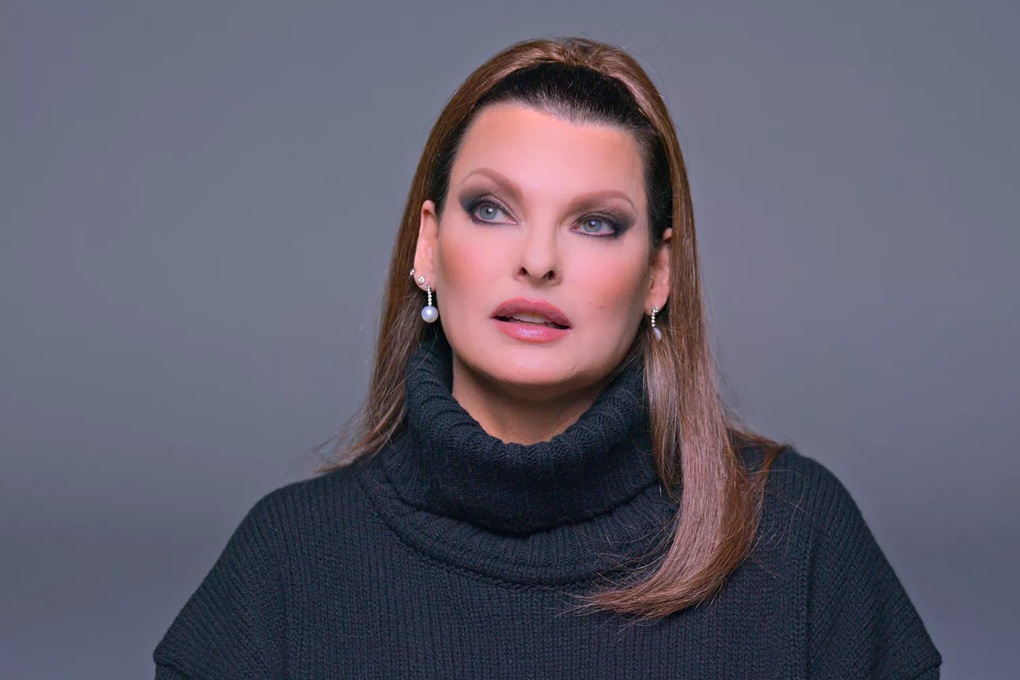 Điều gì khiến 4 siêu mẫu này nổi đình đám trong làng thời trang thế giới? - 3