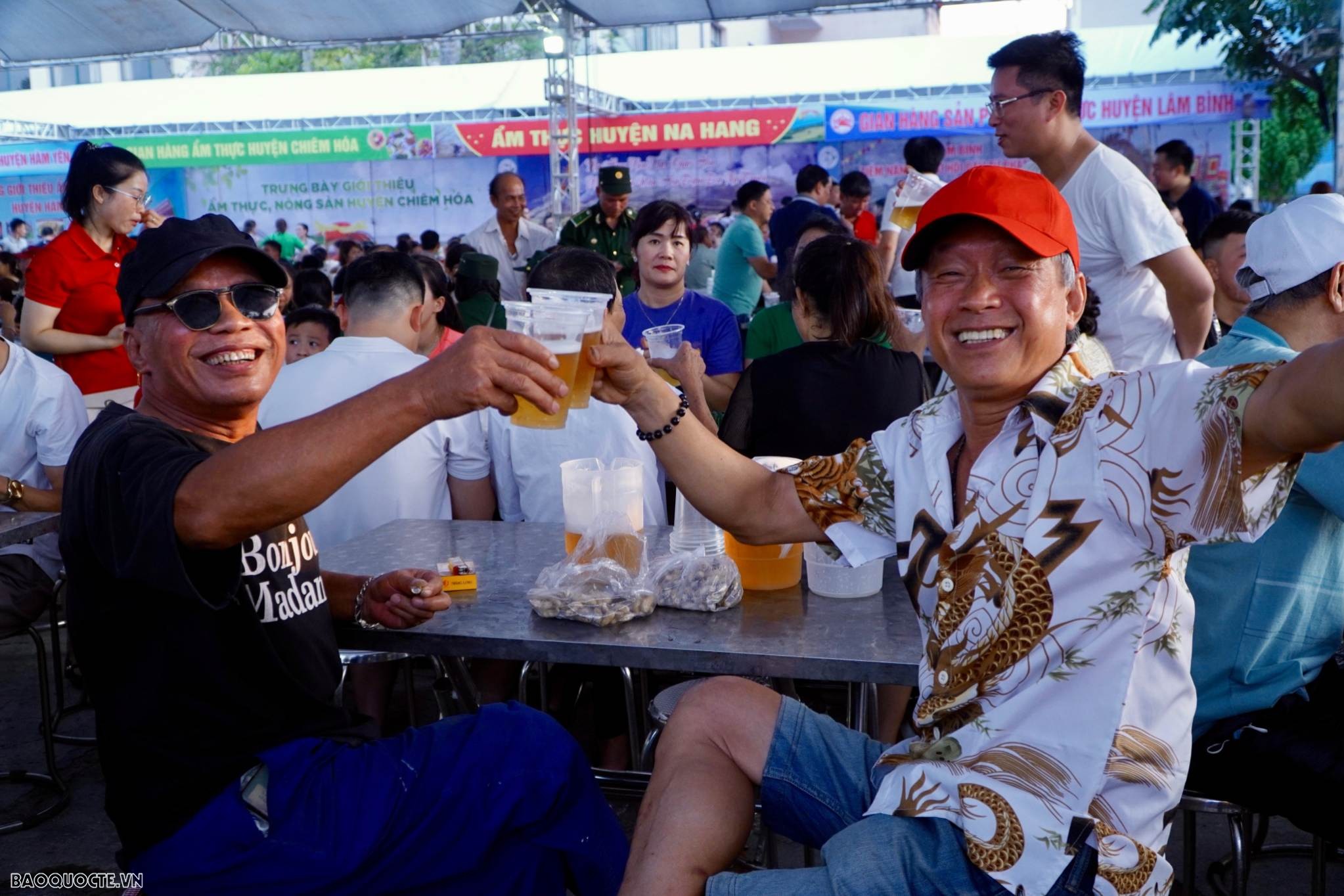 Sôi động Lễ hội Bia Hà Nội 2023 tại Tuyên Quang Sôi động Lễ hội Bia Hà Nội 2023 tại Tuyên Quang