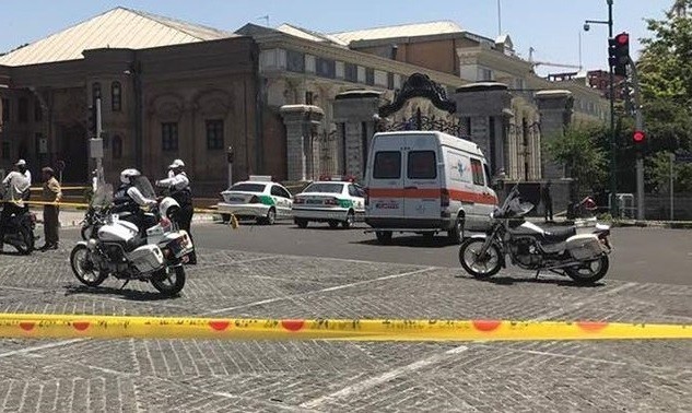 Iran phát hiện 30 quả bom hẹn giờ, bắt giữ nhiều phần tử khủng bố liên quan tới IS Iran phát hiện 30 quả bom hẹn giờ, bắt giữ nhiều phần tử khủng bố liên quan tới IS