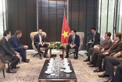 Chủ tịch Quốc hội Vương Đình Huệ tiếp lãnh đạo tập đoàn kinh tế của Bulgaria và Đan Mạch