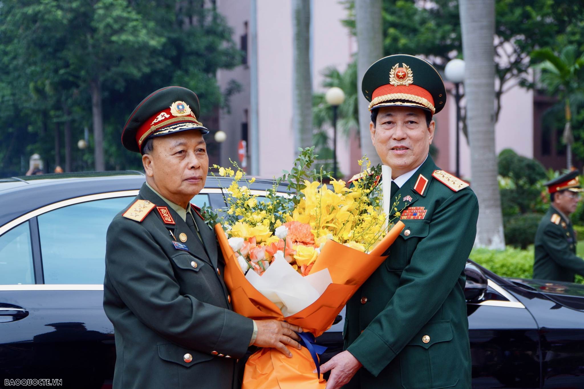 Thắt chặt hơn nữa quan hệ đặc biệt giữa quân đội hai nước Việt Nam-Lào Thắt chặt hơn nữa quan hệ đặc biệt giữa quân đội hai nước Việt Nam-Lào